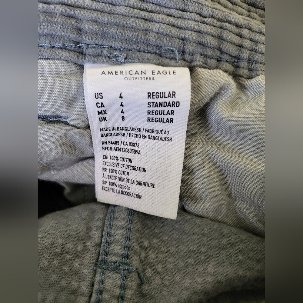 💕American Eagle High Rise A-line Corduroy Mini Skirt Size 4‎ - Picture 3 of 5